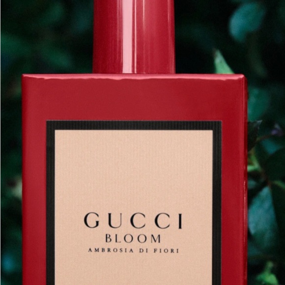 GUCCI BLOOM AMBROSIA DI FIORI Fragrance collection for women e 50 ml 1.6fl.Oz - Picture 3 of 5